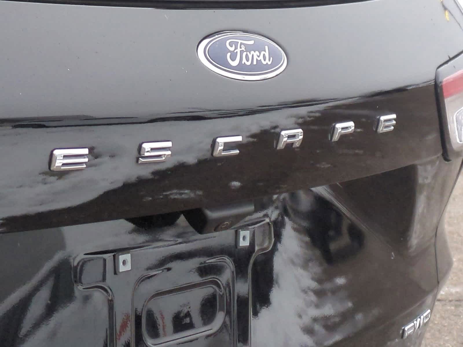 Thumbnail: 2022 Ford Escape - 13