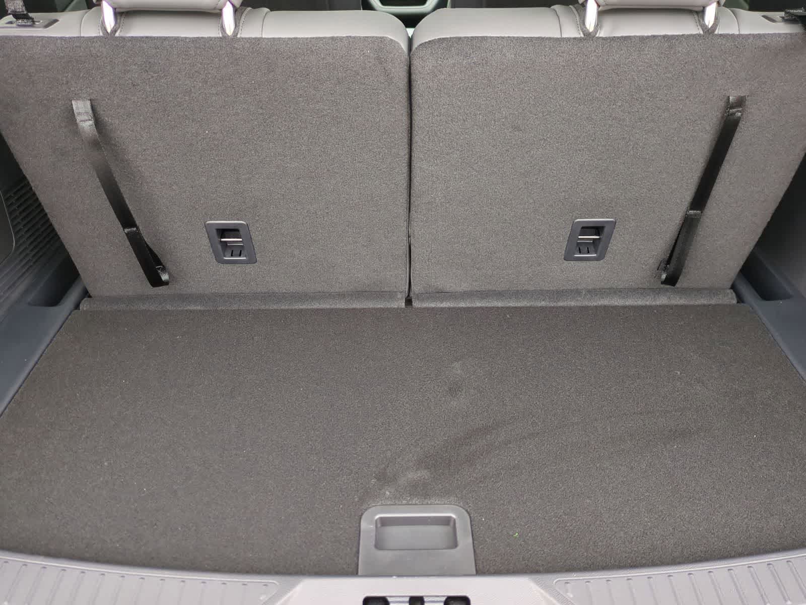 Thumbnail: 2026 Ford Explorer - 35