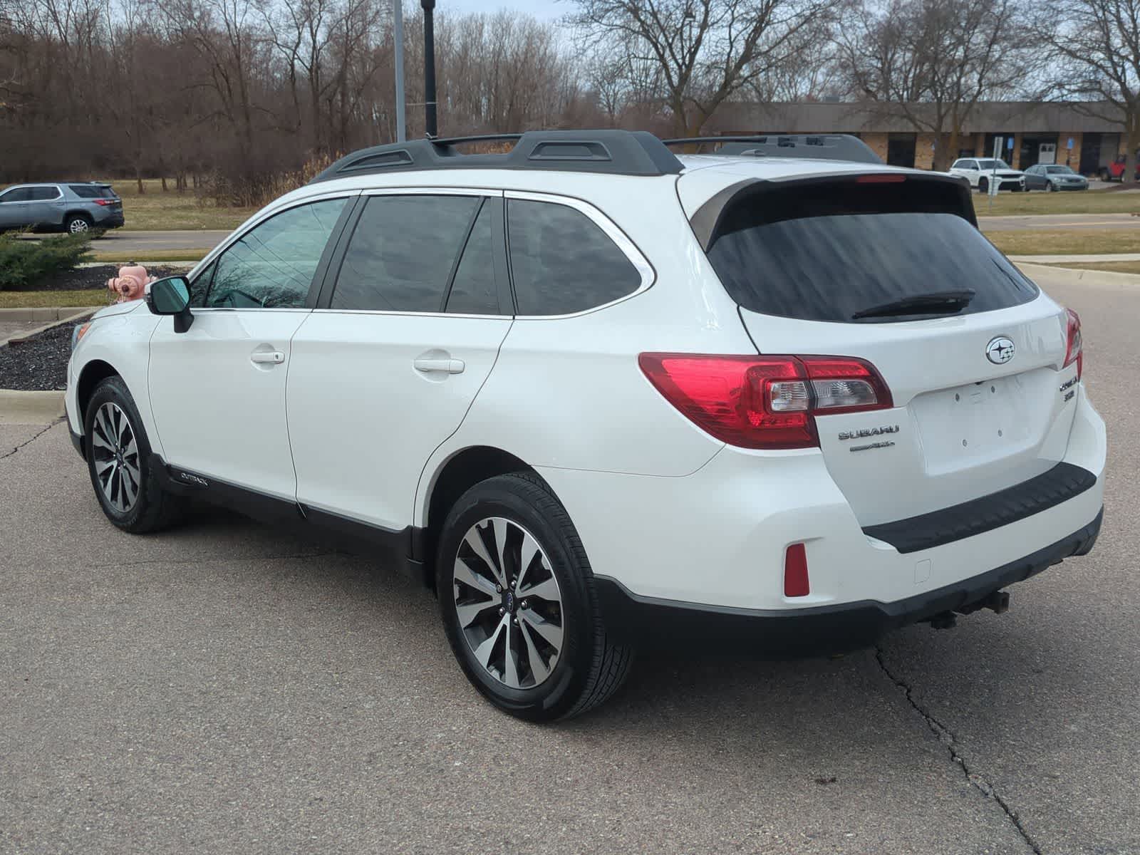 Thumbnail: 2015 Subaru Outback - 6
