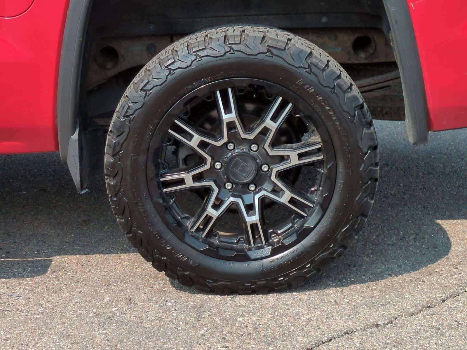 Thumbnail: 2015 GMC Sierra 1500 - 14