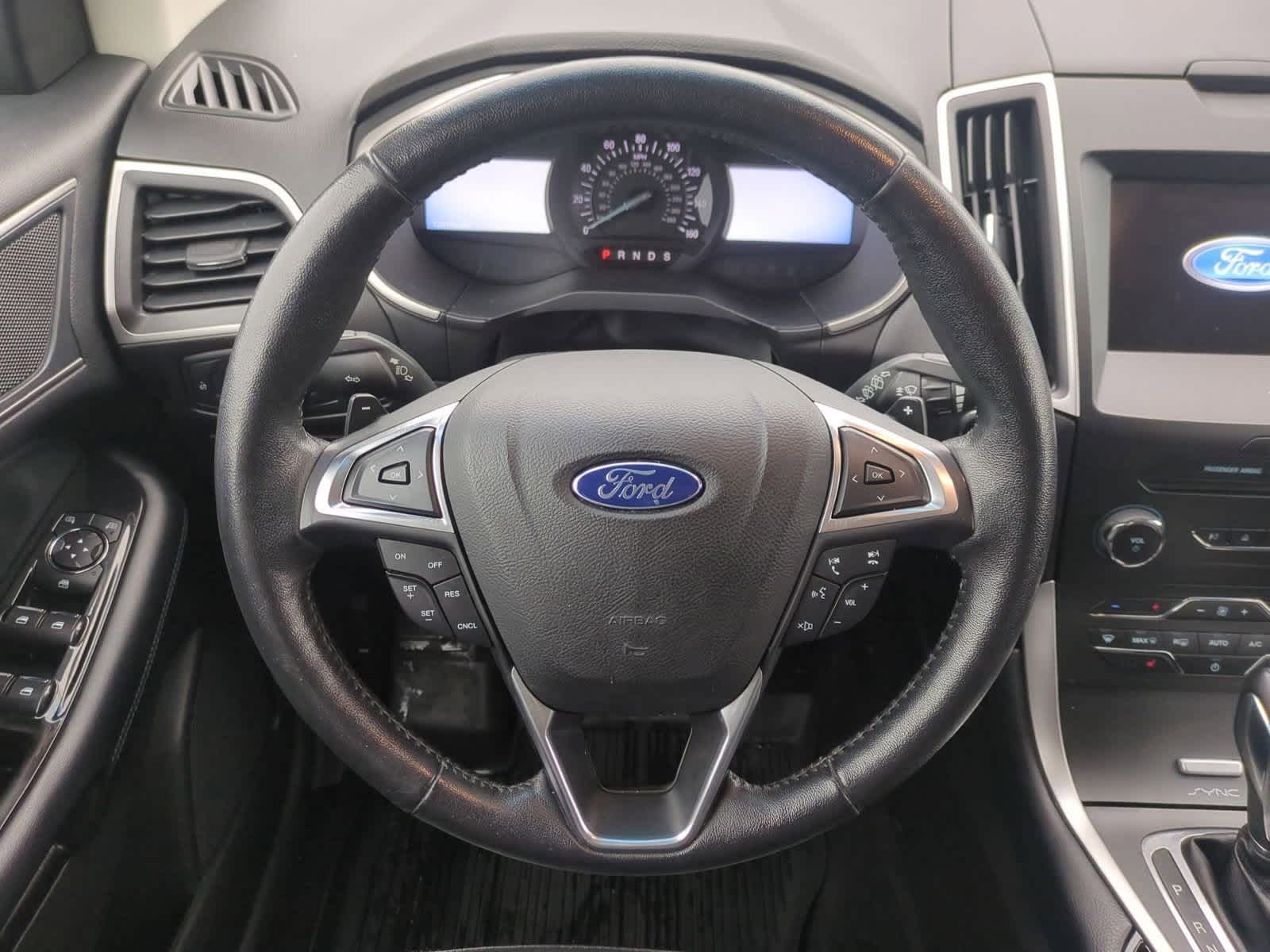 Thumbnail: 2017 Ford Edge - 22