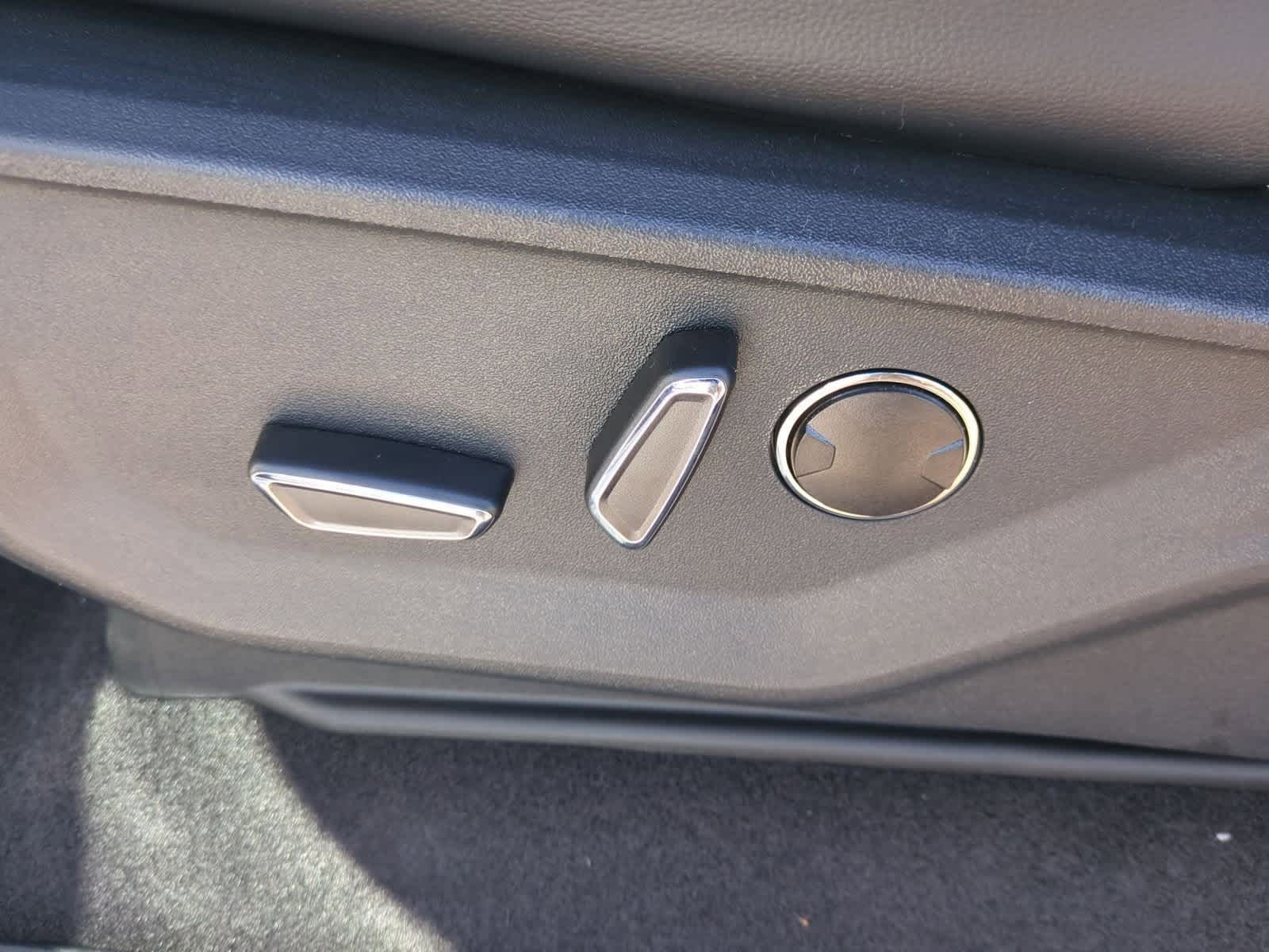 Thumbnail: 2025 Ford F-150 - 17