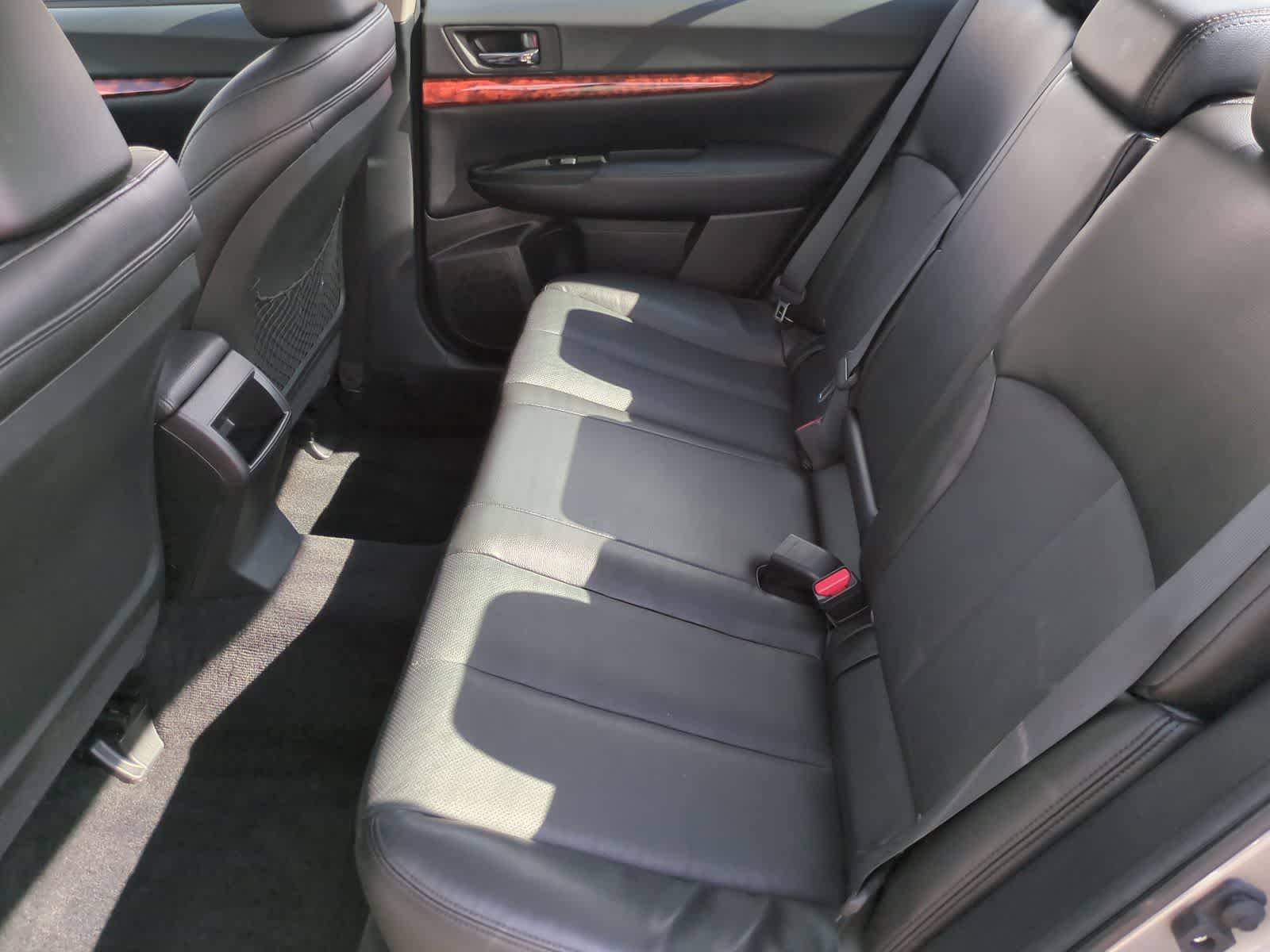 Thumbnail: 2010 Subaru Legacy - 20