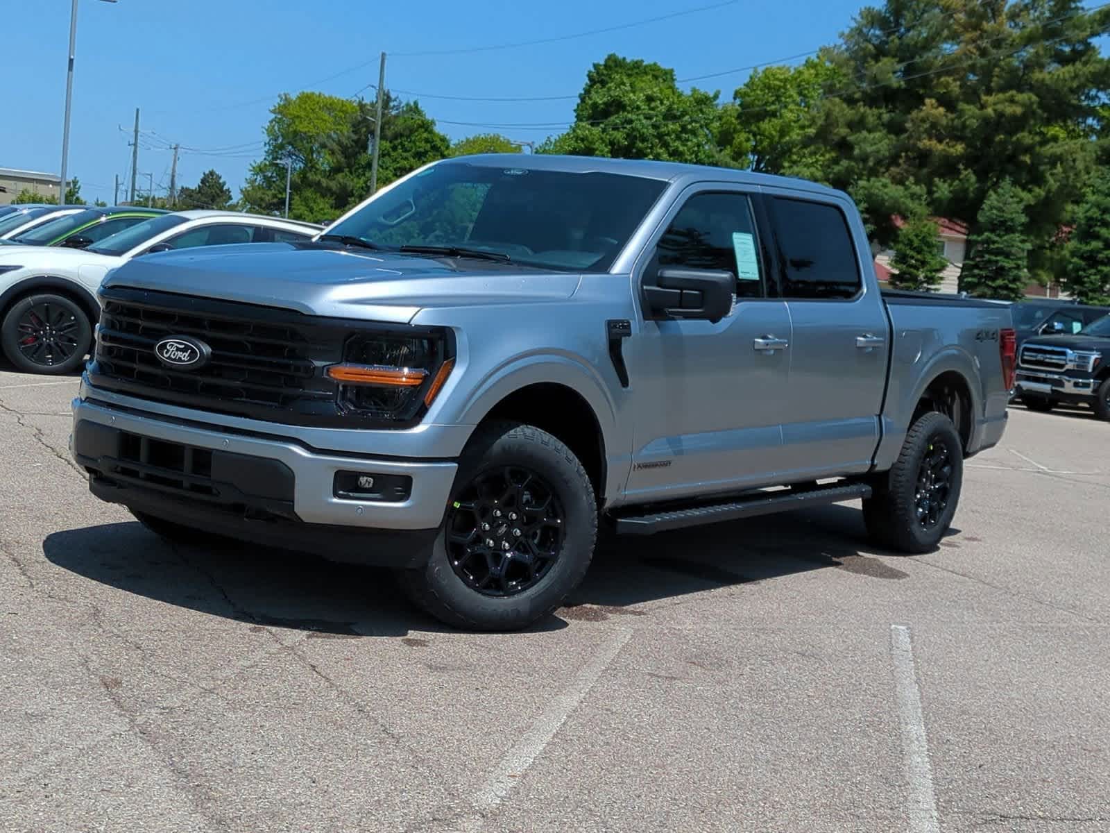 2025 Ford F-150 XLT -
                  Waterford, MI