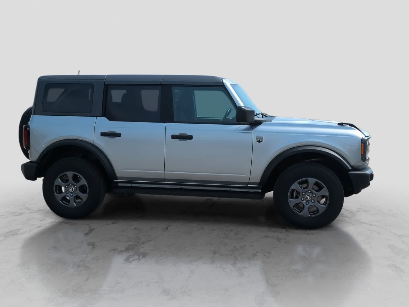 Thumbnail: 2023 Ford Bronco - 9