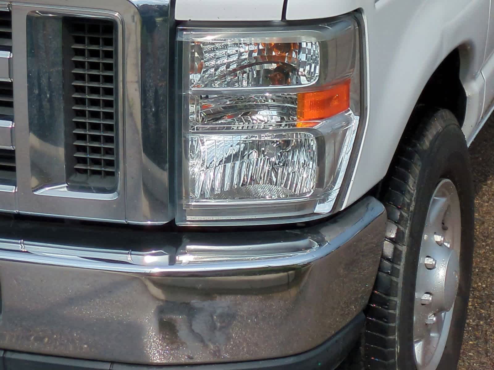 Thumbnail: 2014 Ford Econoline - 11