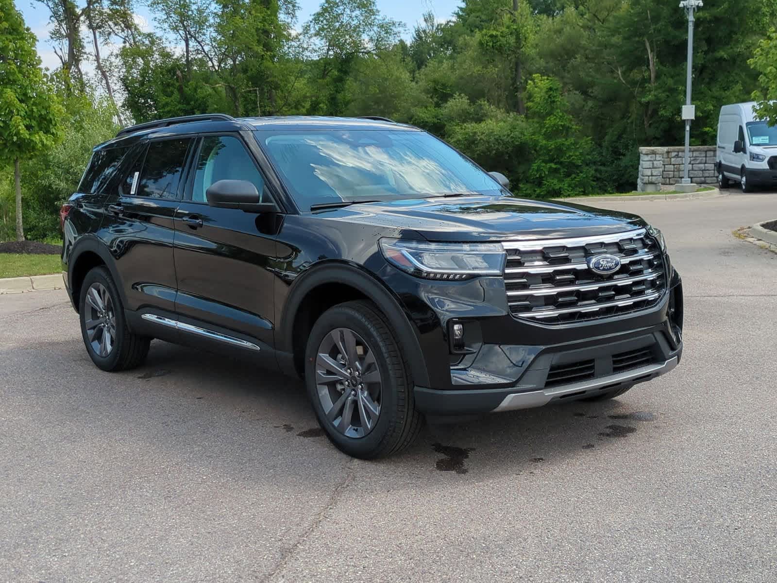 Thumbnail: 2025 Ford Explorer - 2