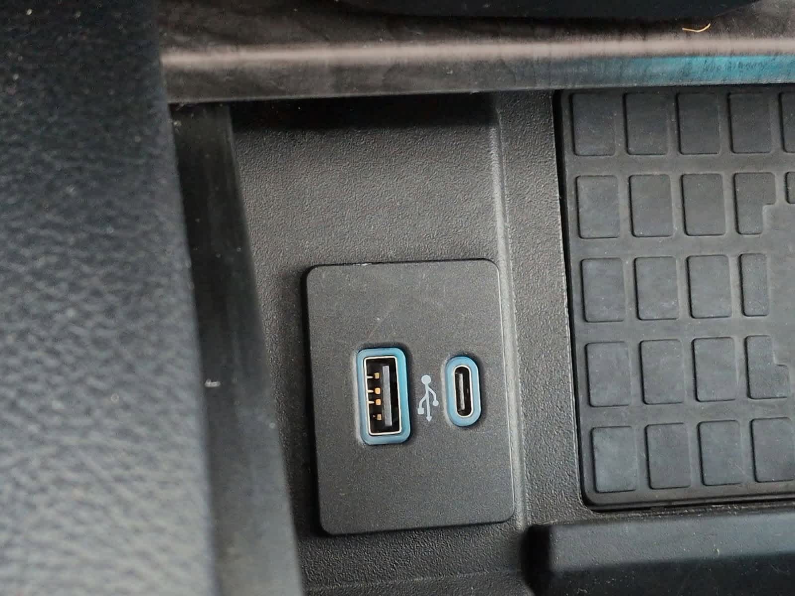 Thumbnail: 2021 Ford Expedition MAX - 33