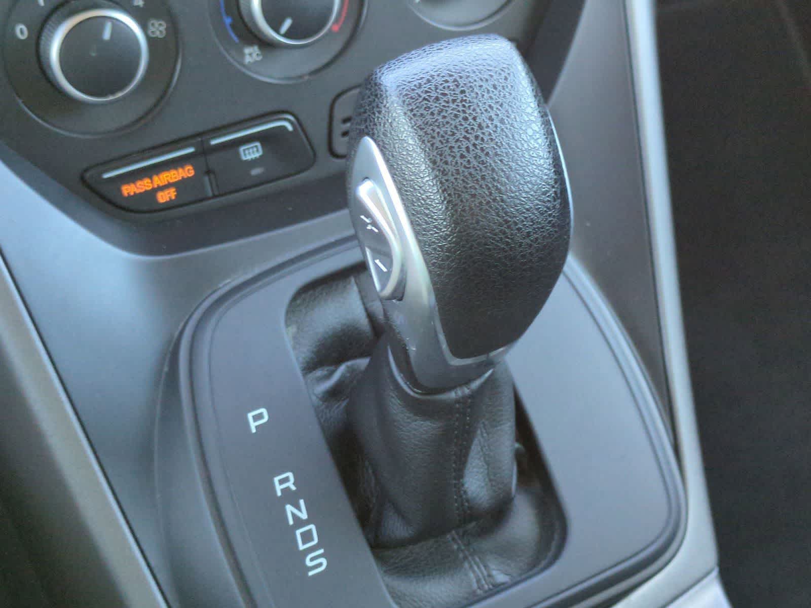 Thumbnail: 2016 Ford Escape - 31