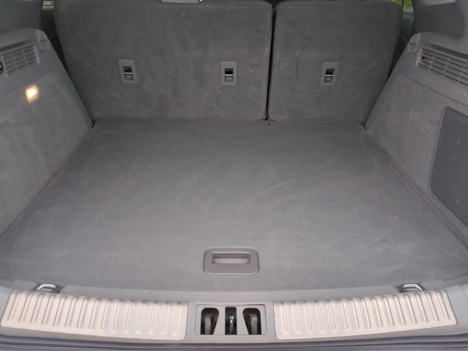 Thumbnail: 2019 Lincoln Nautilus - 35