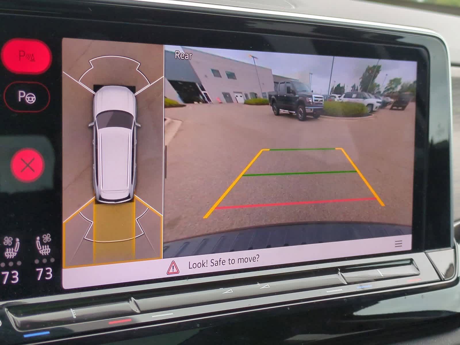 Thumbnail: 2024 Volkswagen Atlas - 31