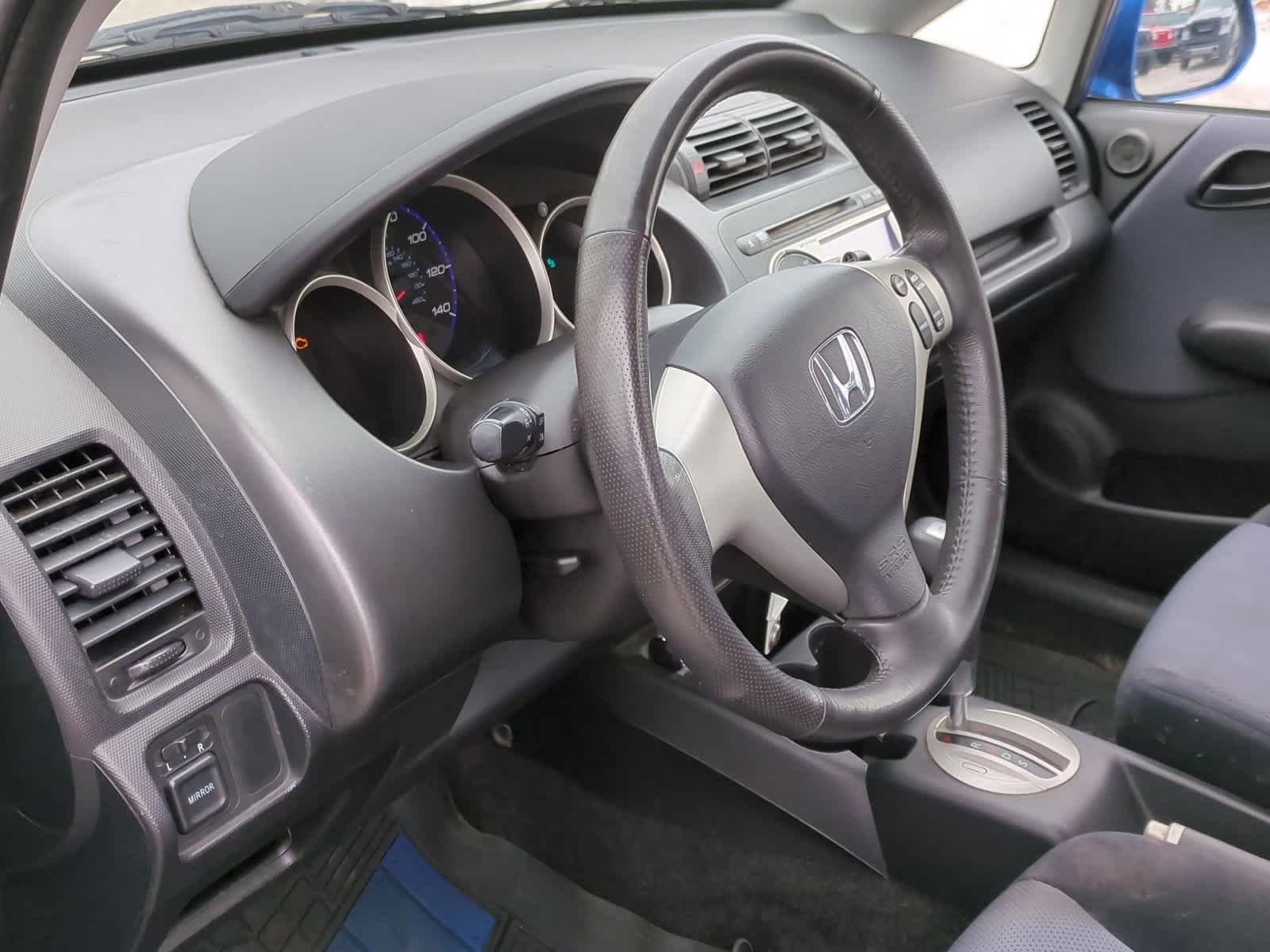 Thumbnail: 2007 Honda Fit - 10