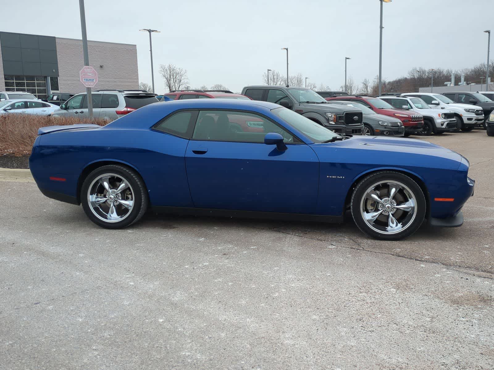 Thumbnail: 2022 Dodge Challenger - 9