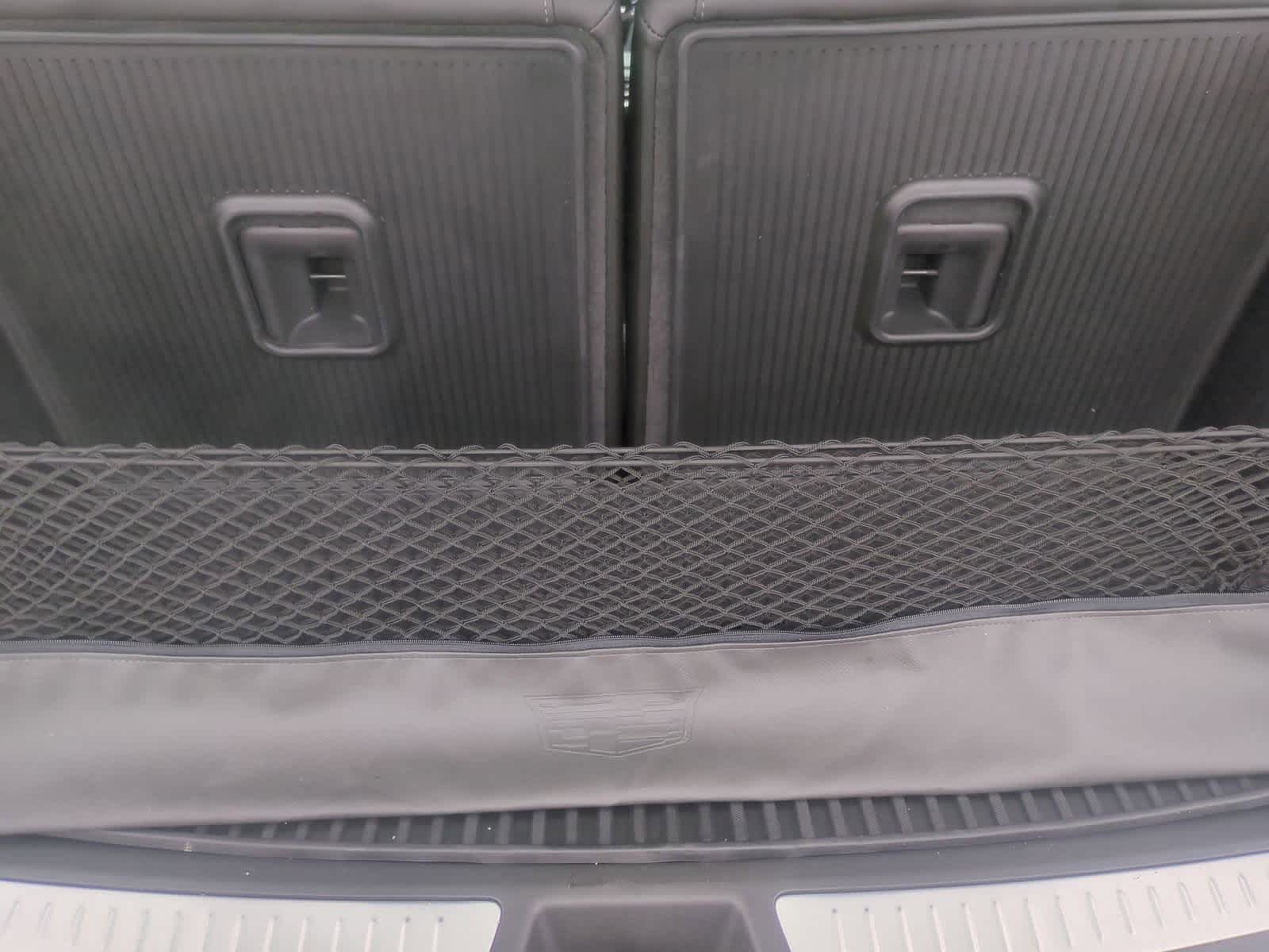 Thumbnail: 2024 Cadillac XT6 - 38