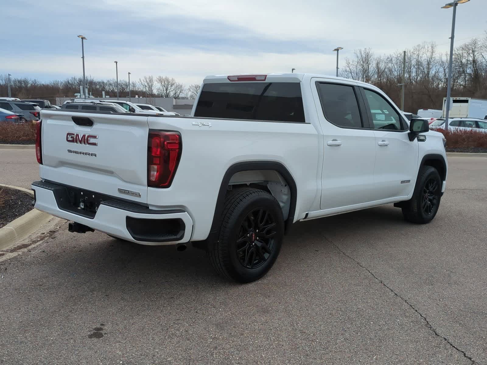 2025 GMC Sierra 1500 Elevation 8