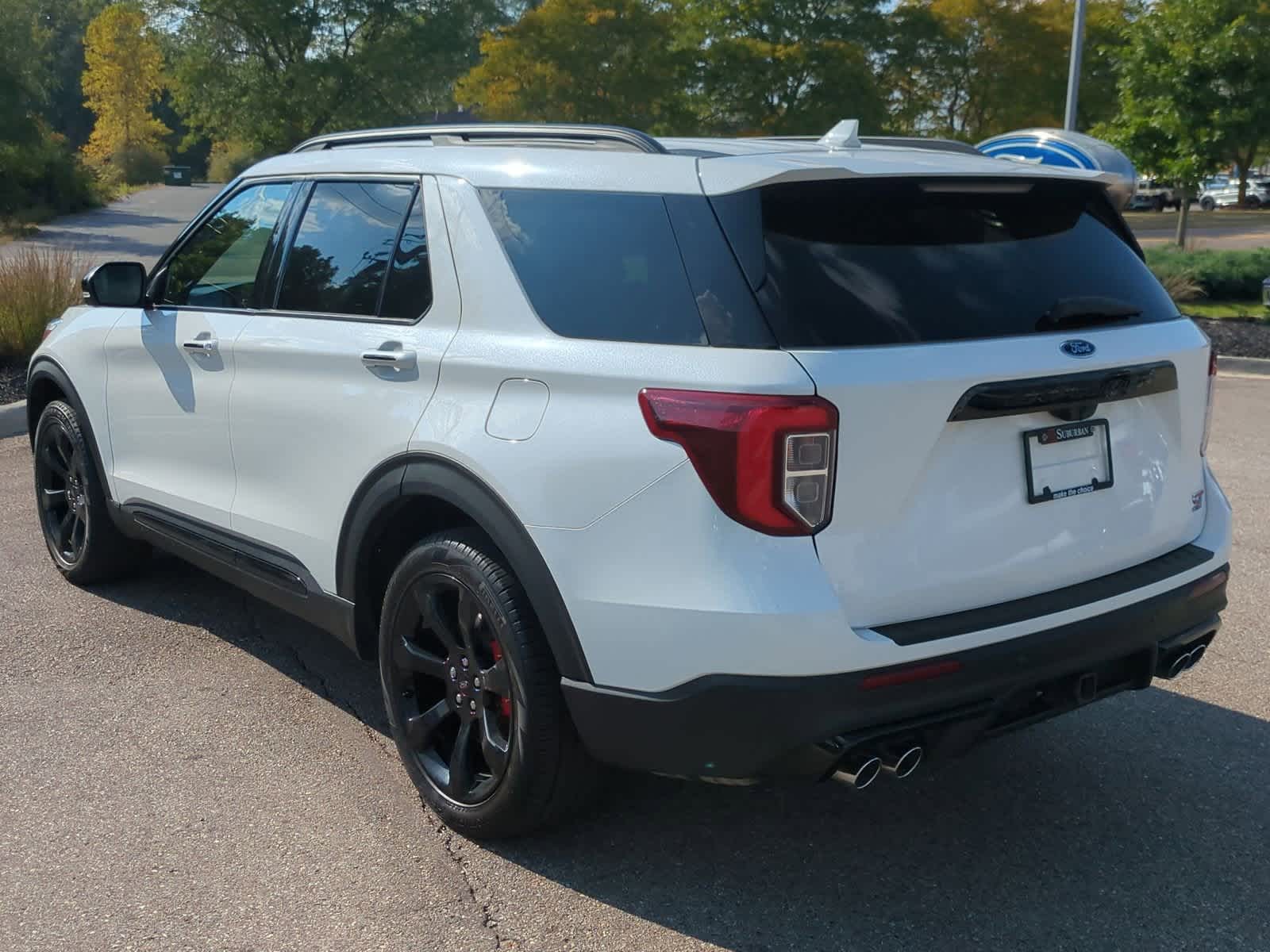 Thumbnail: 2022 Ford Explorer - 6