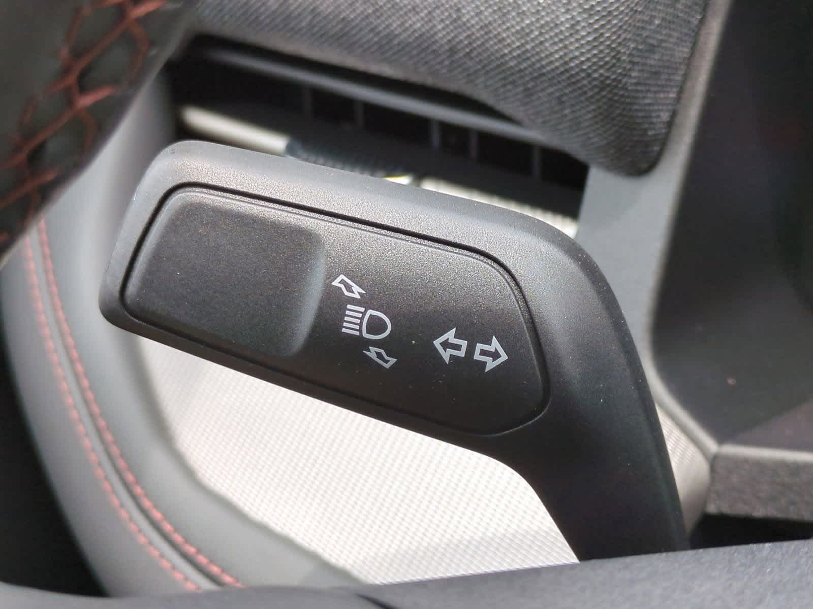2025 Ford Explorer Active 26