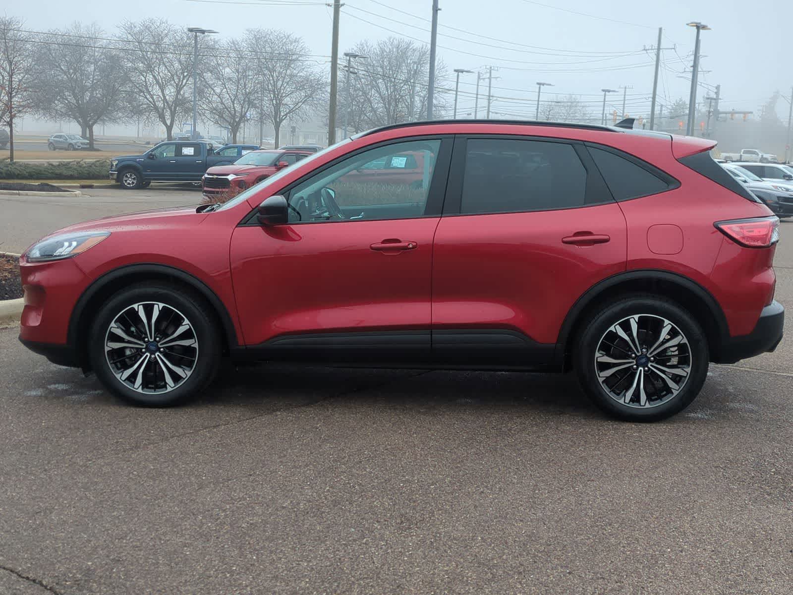 Thumbnail: 2022 Ford Escape - 5