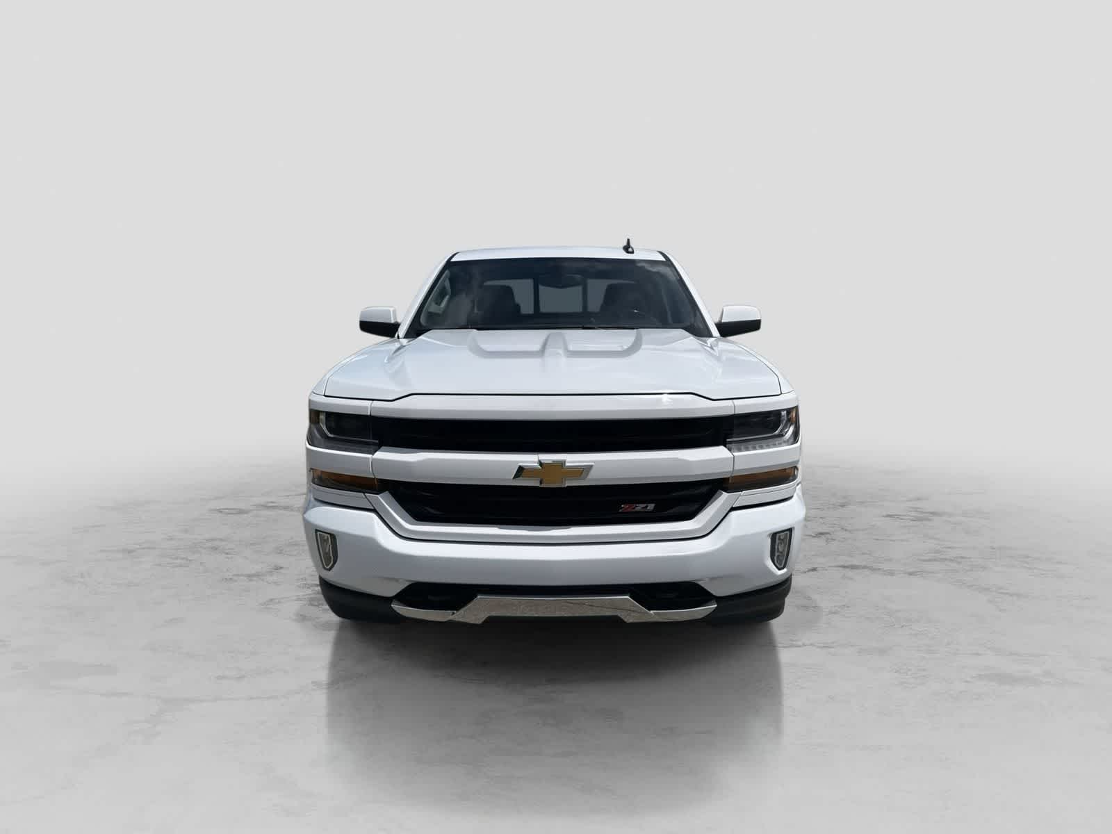 Thumbnail: 2018 Chevrolet Silverado 1500 - 3