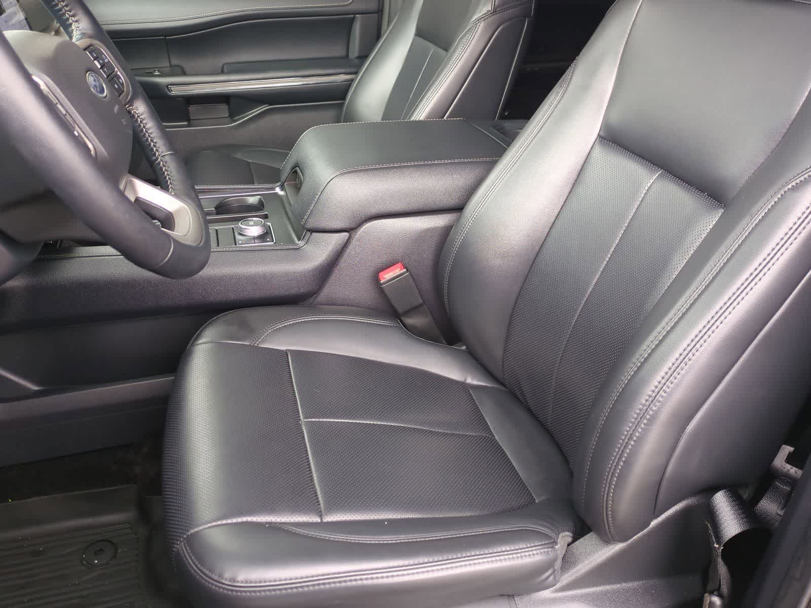 Thumbnail: 2023 Ford Expedition MAX - 16