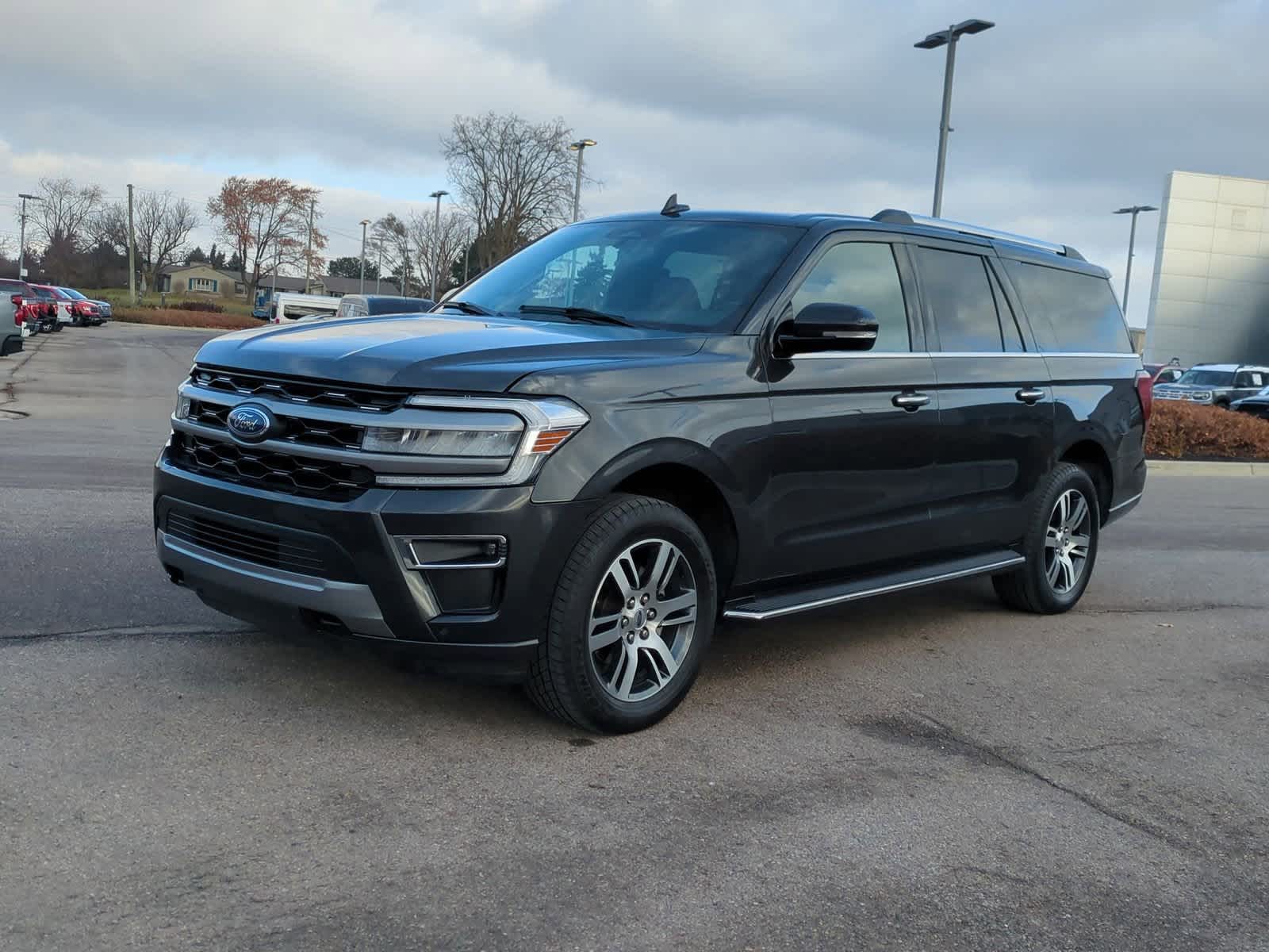 Thumbnail: 2023 Ford Expedition MAX - 4