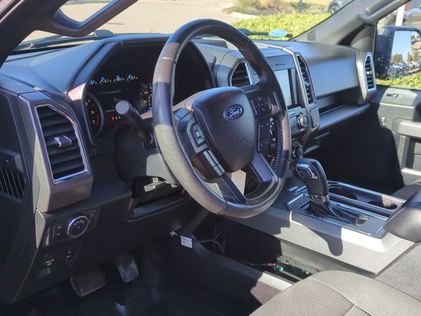 Thumbnail: 2017 Ford F-150 - 10