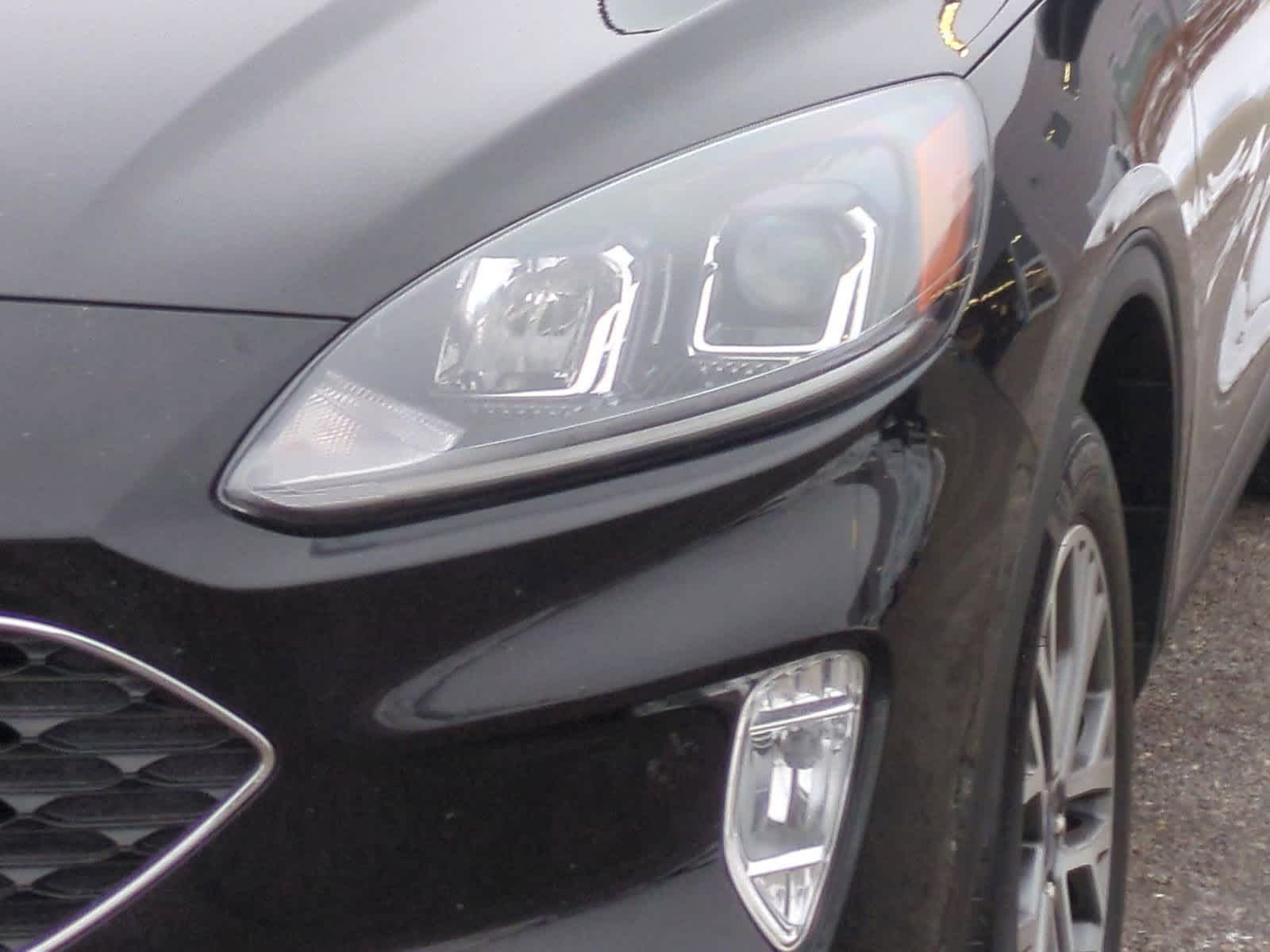 Thumbnail: 2022 Ford Escape - 11