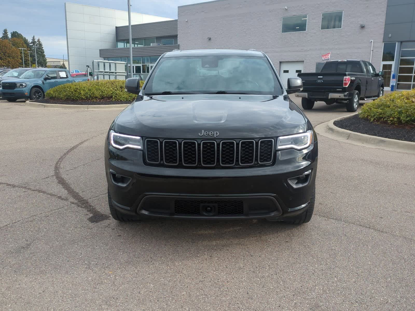 Thumbnail: 2021 Jeep Grand Cherokee - 3