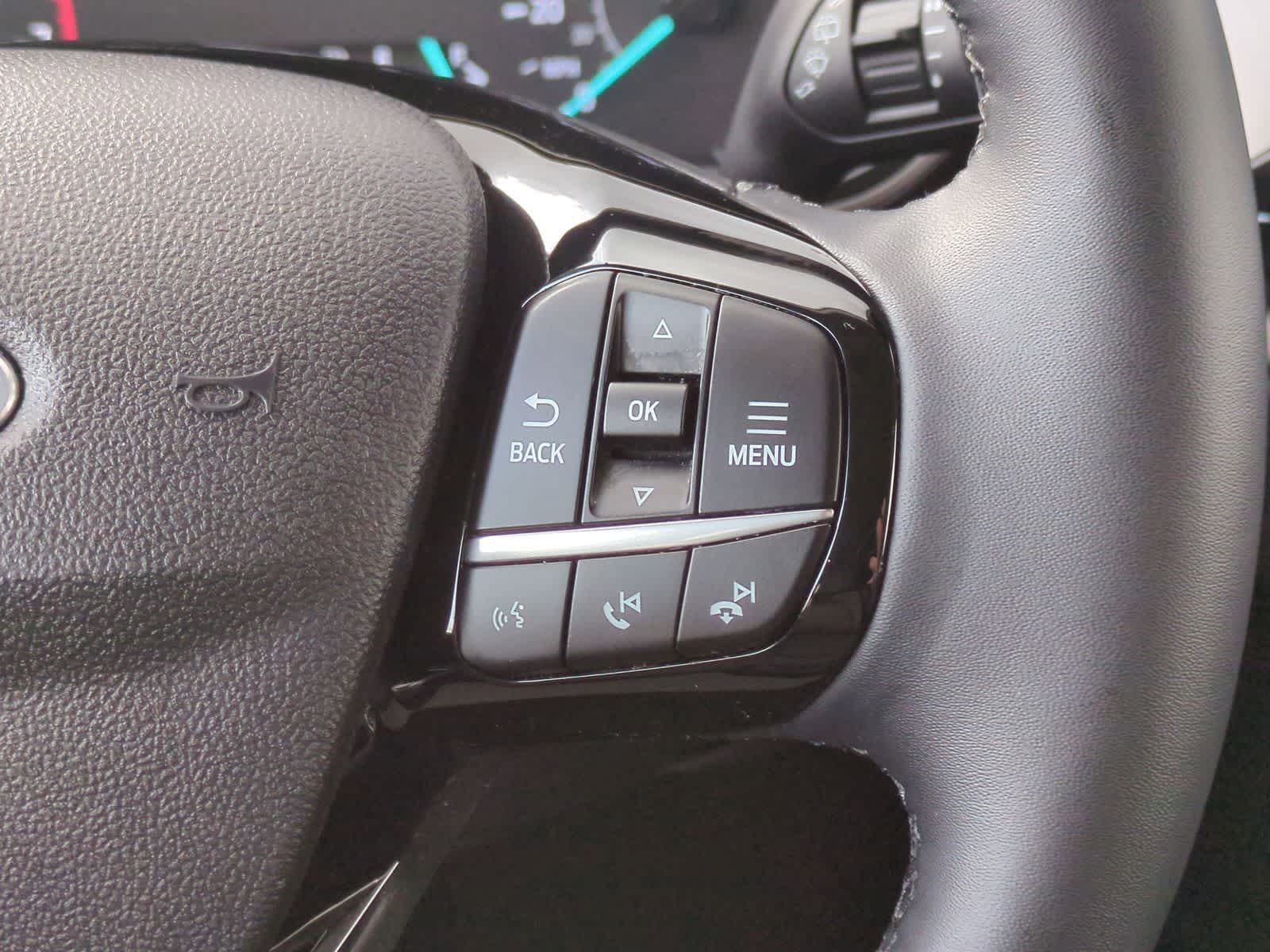 Thumbnail: 2022 Ford Escape - 24