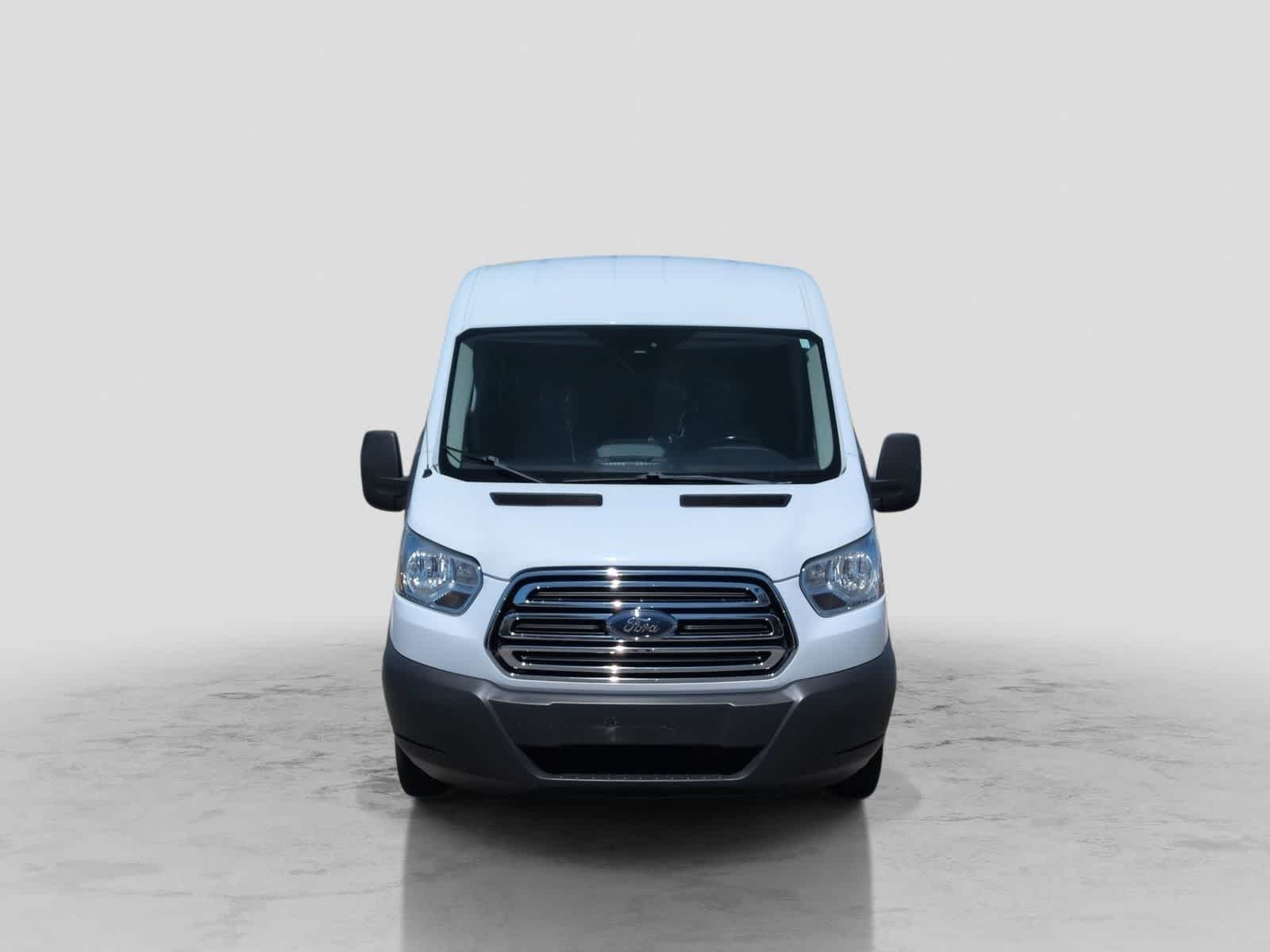 Thumbnail: 2016 Ford Transit Series - 3