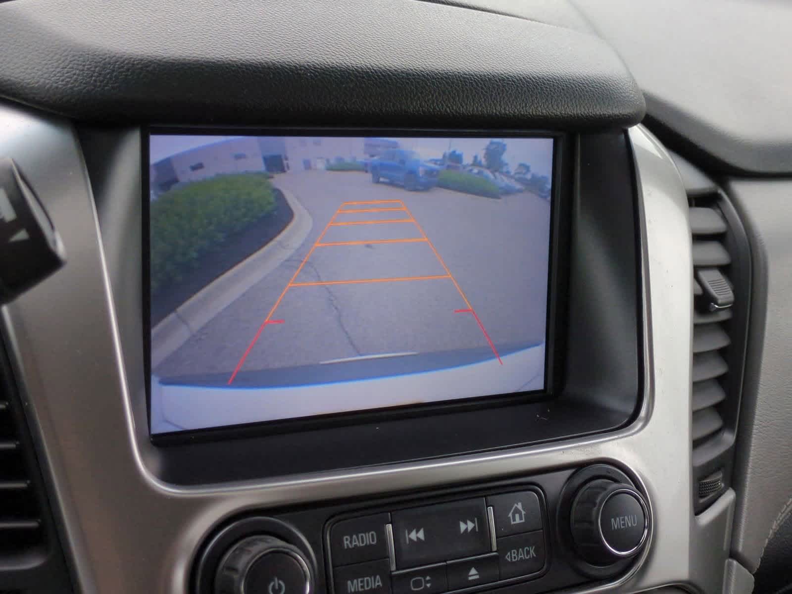 Thumbnail: 2015 Chevrolet Tahoe - 30