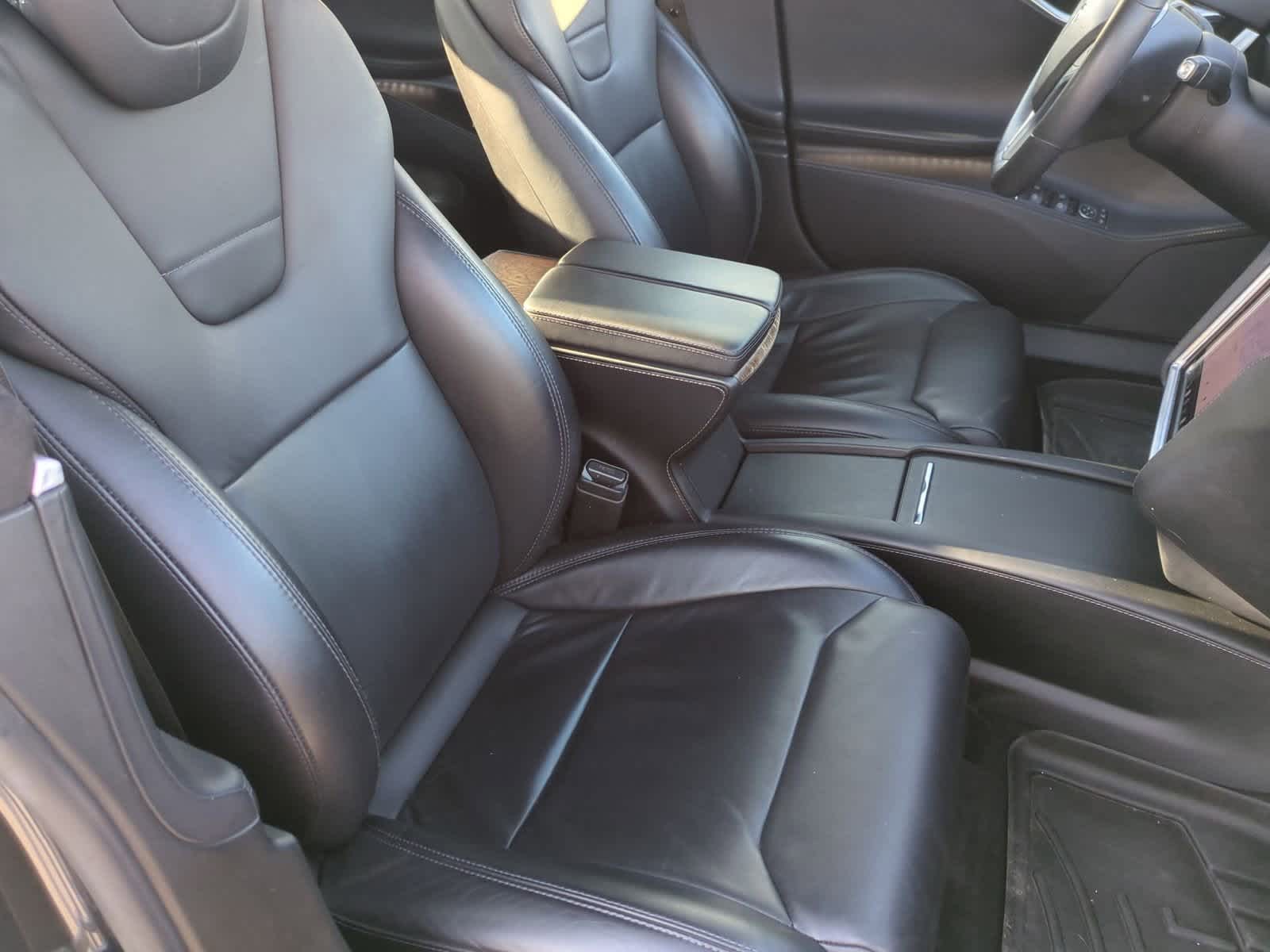 Thumbnail: 2017 Tesla Model S - 21