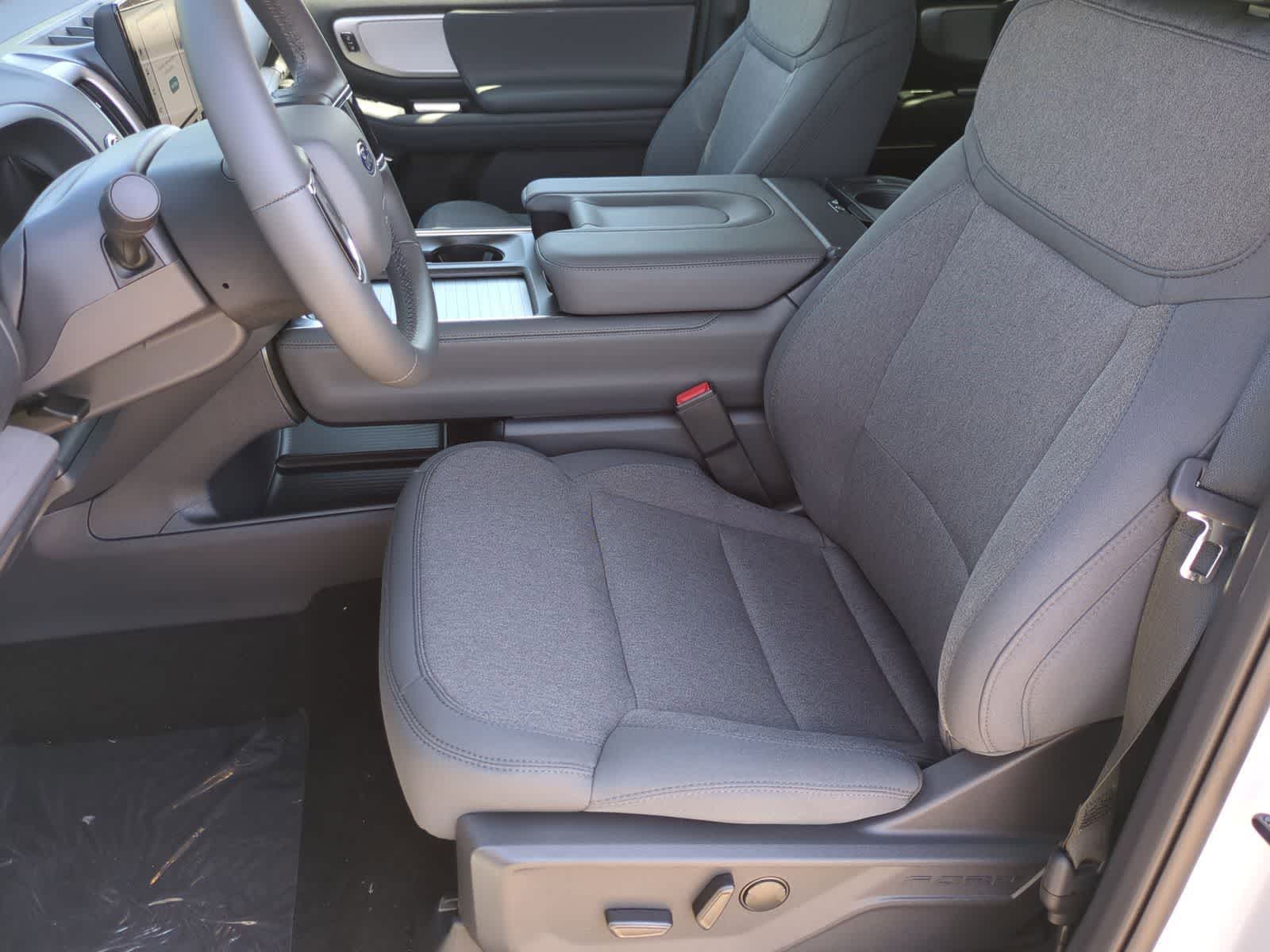 Thumbnail: 2026 Ford Expedition - 10