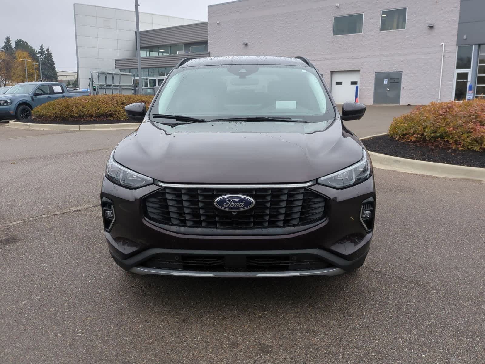 2023 Ford Escape Platinum photo 2