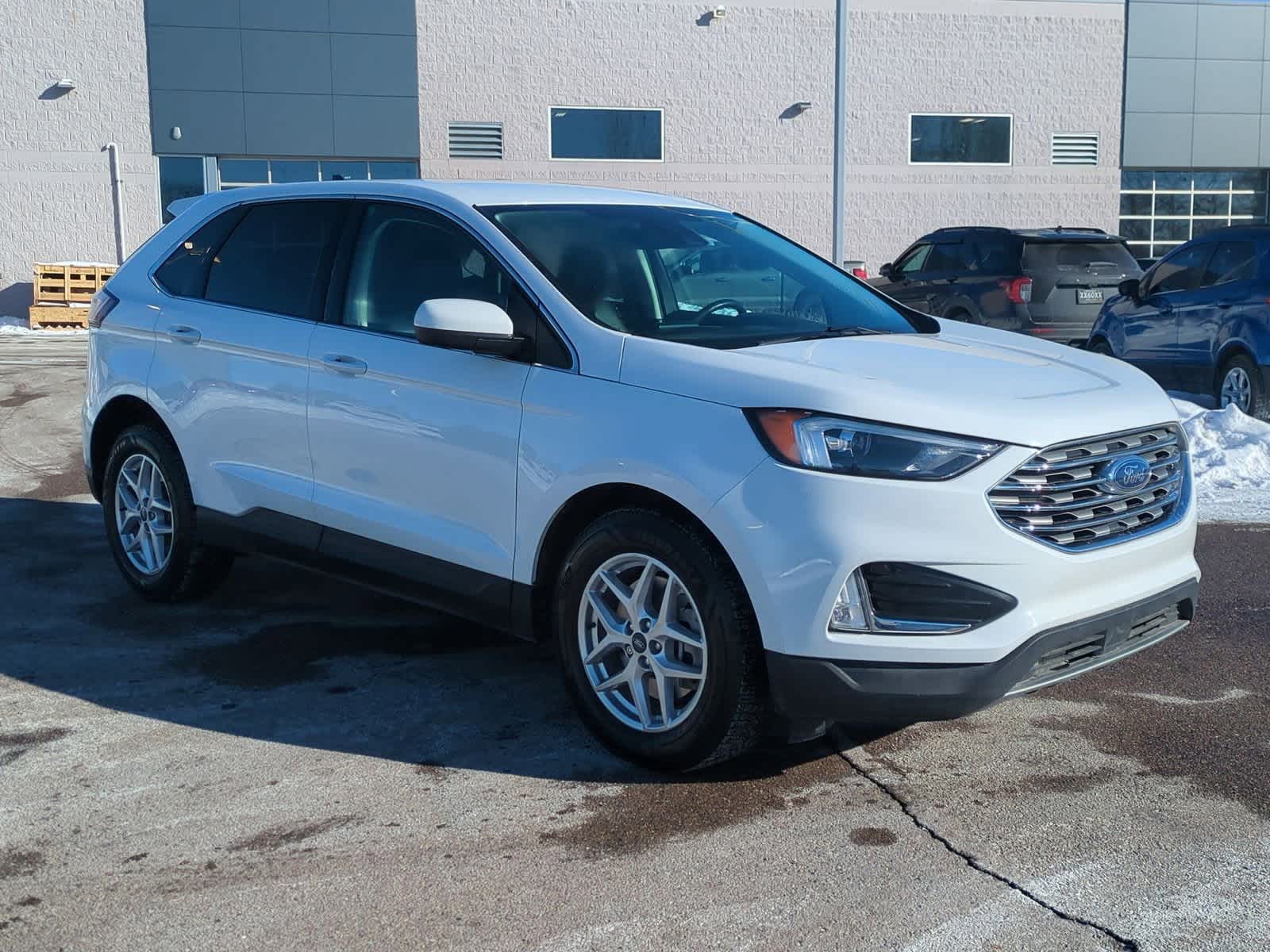 Thumbnail: 2022 Ford Edge - 2