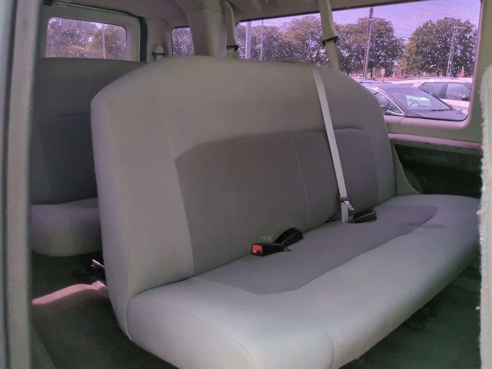 Thumbnail: 2014 Ford Econoline - 20
