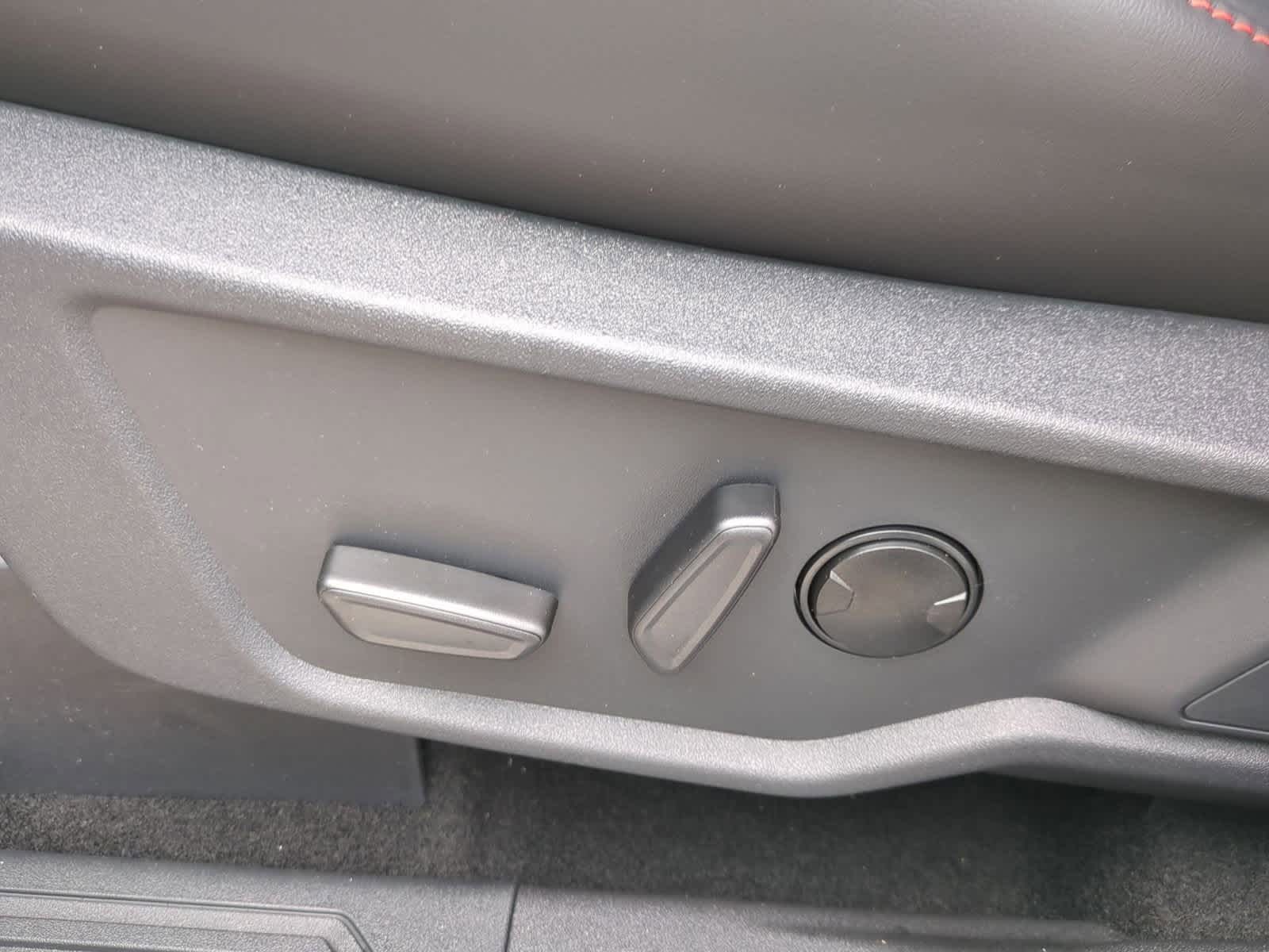 Thumbnail: 2025 Ford Bronco - 17