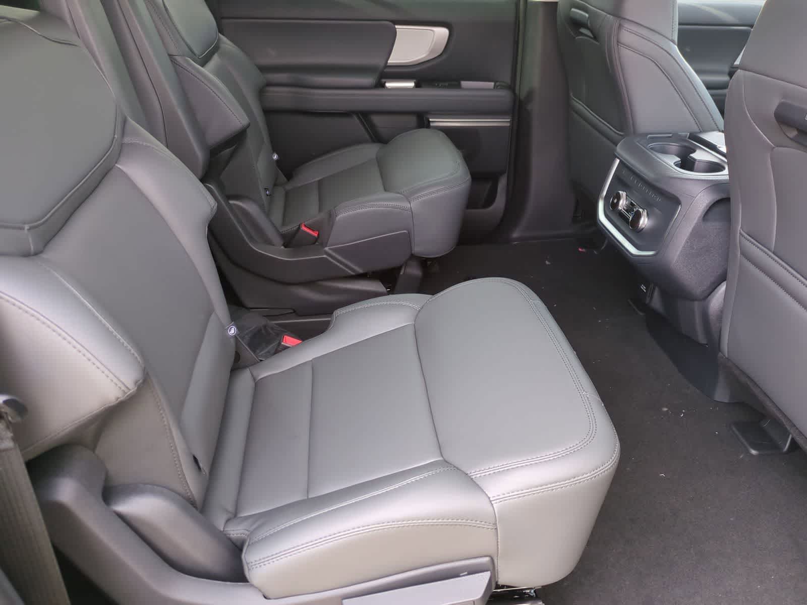 Thumbnail: 2026 Ford Expedition MAX - 20