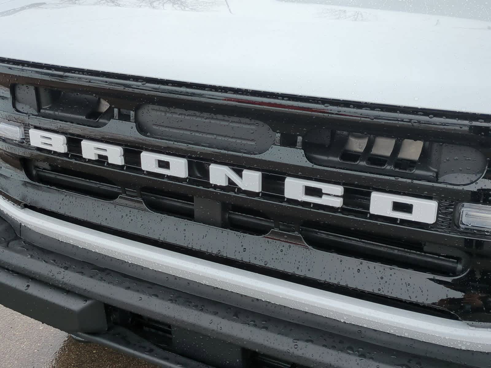Thumbnail: 2023 Ford Bronco - 12