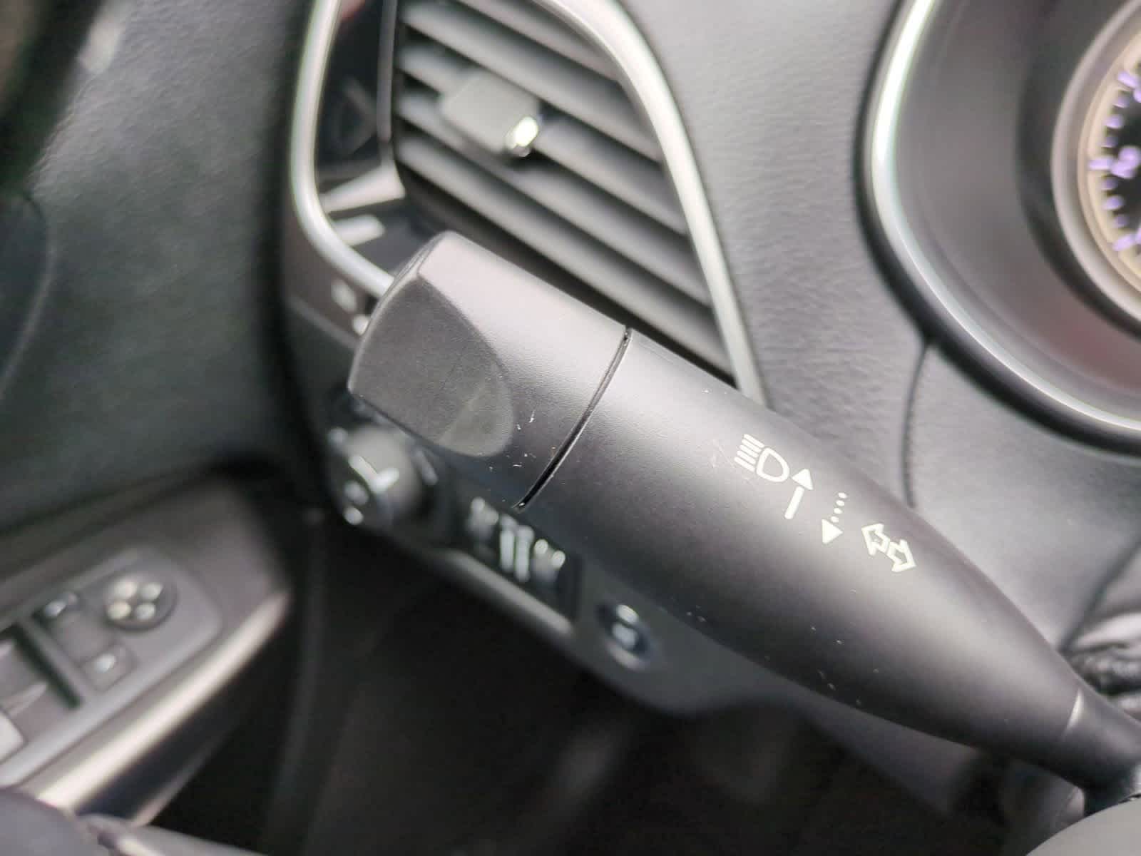 Thumbnail: 2020 Jeep Cherokee - 28