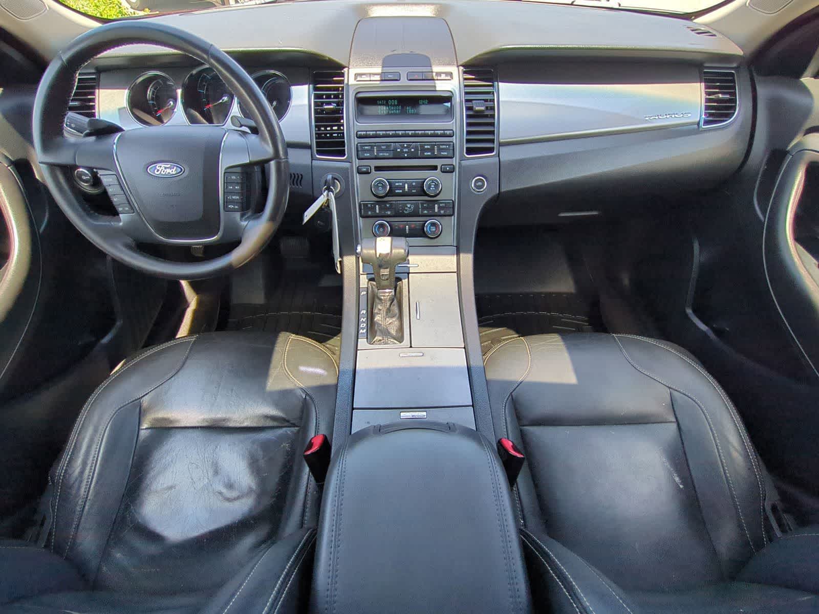 Thumbnail: 2011 Ford Taurus - 15