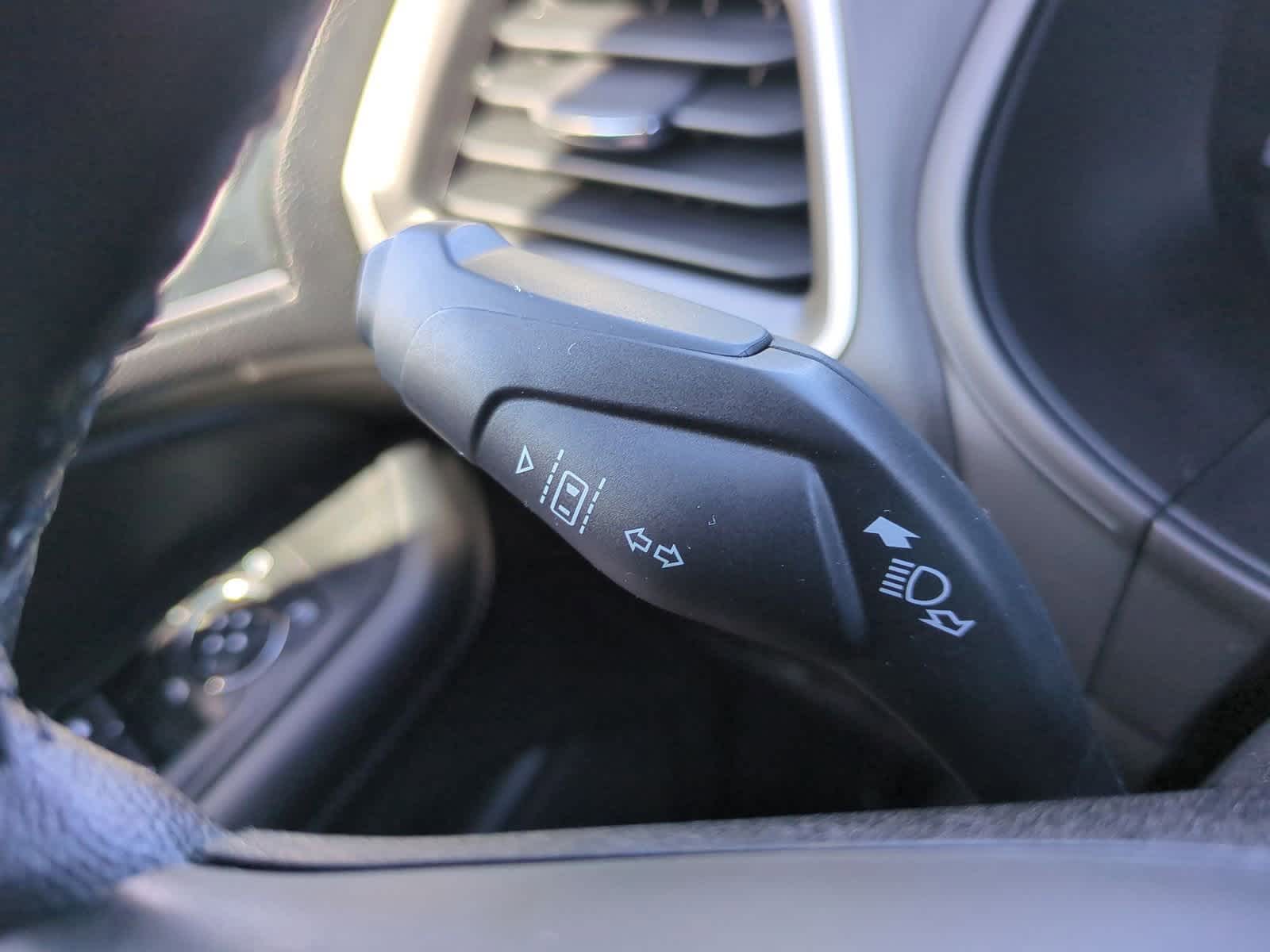 Thumbnail: 2024 Ford Edge - 26