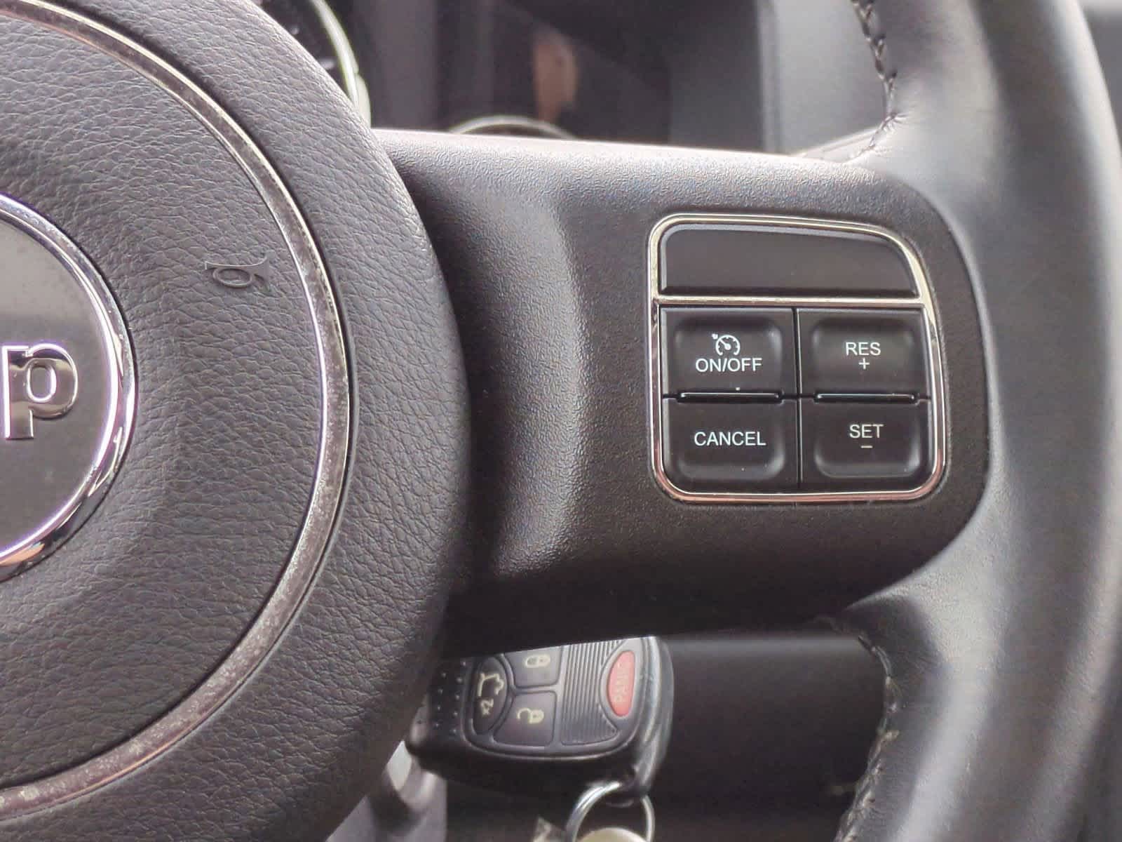 2012 Jeep Liberty Sport 26