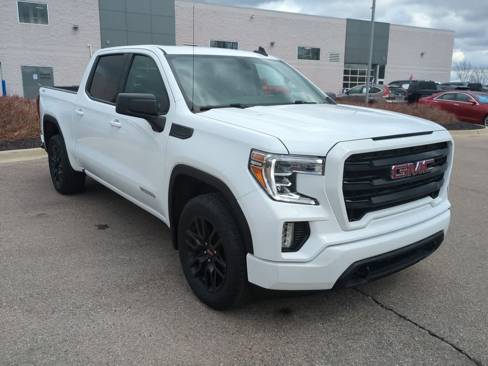 2022 GMC Sierra 1500 Elevation 2
