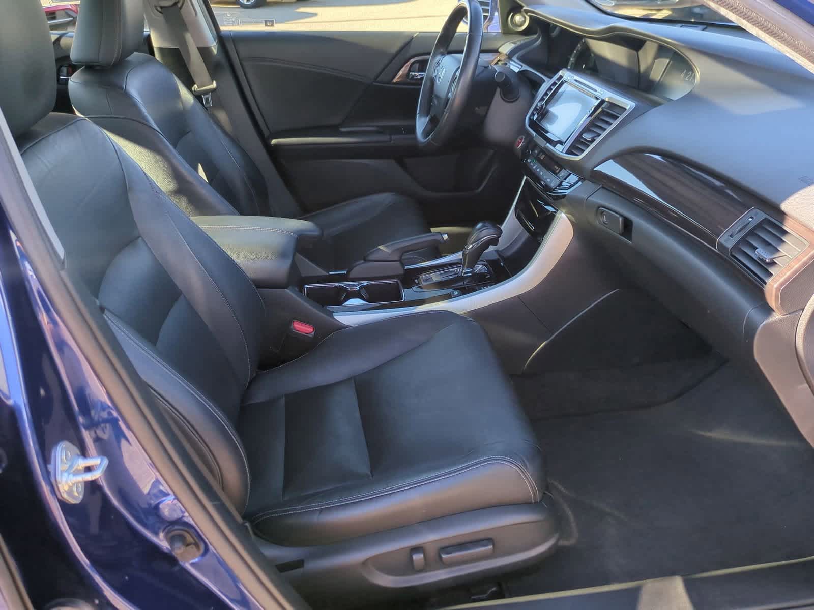 Thumbnail: 2017 Honda Accord - 23