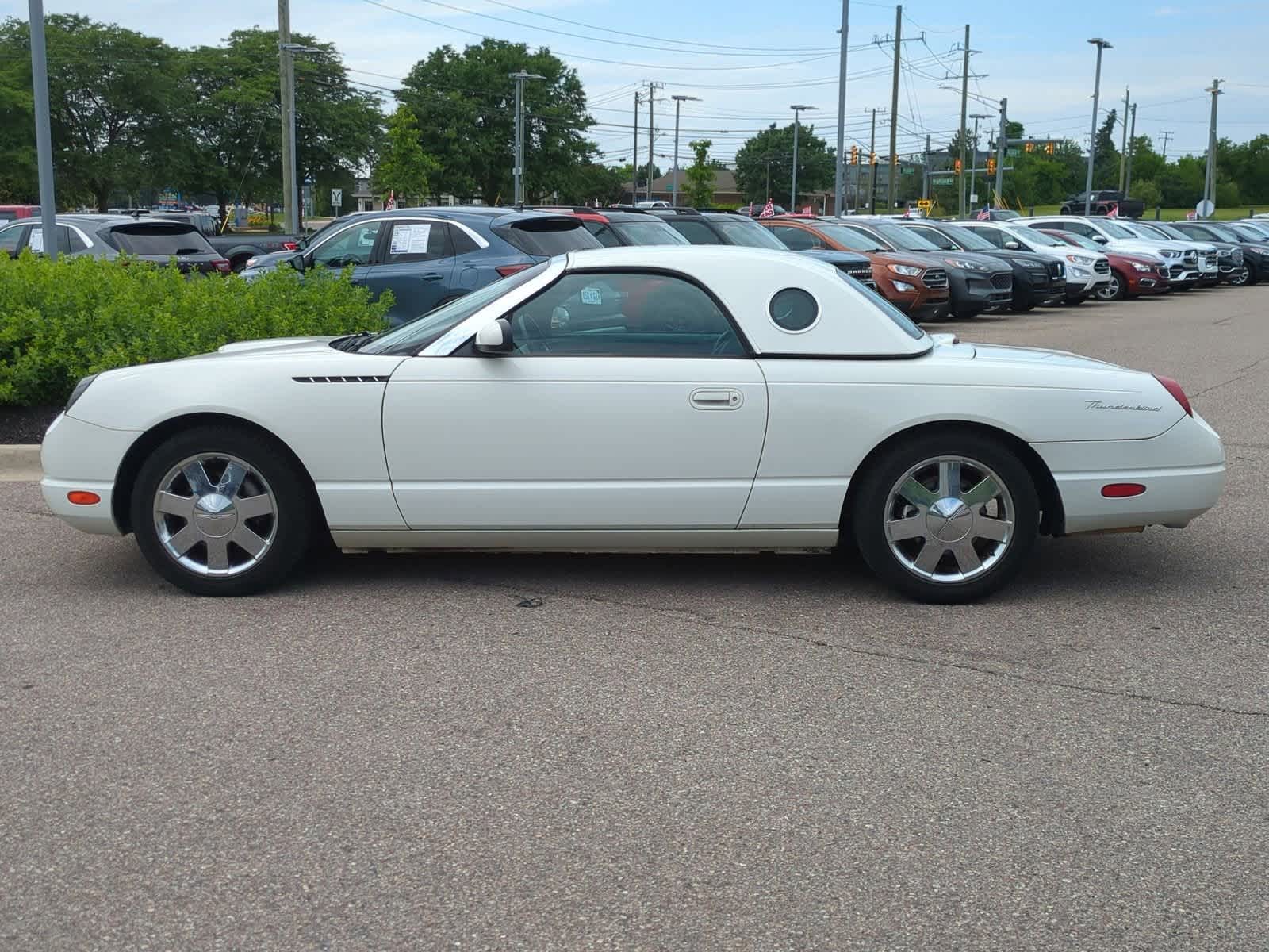 Thumbnail: 2002 Ford Thunderbird - 5
