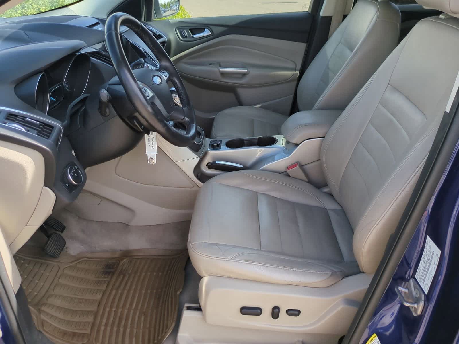 Thumbnail: 2013 Ford Escape - 16