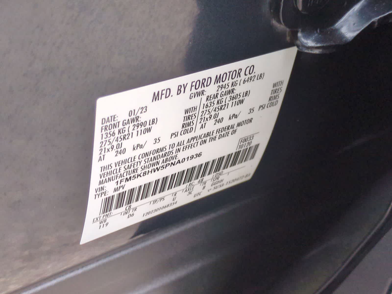 Thumbnail: 2023 Ford Explorer - 38