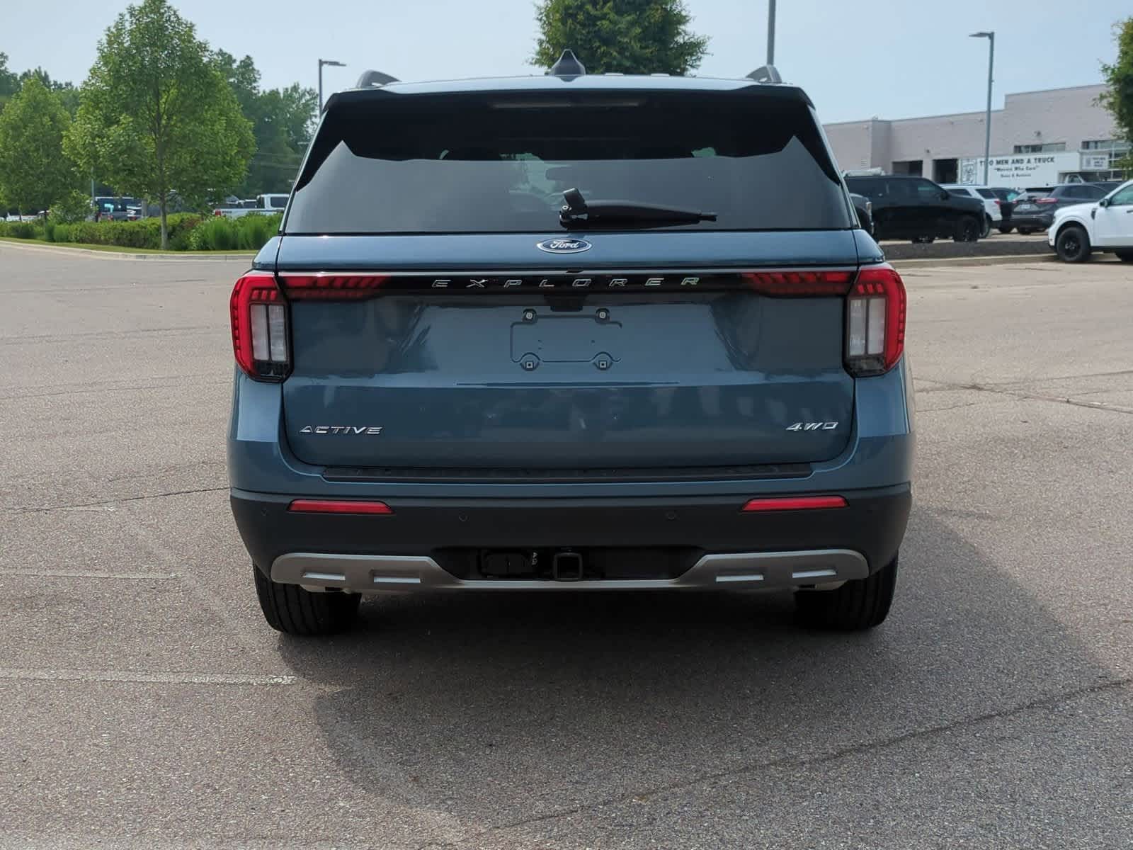 2025 Ford Explorer Active 7