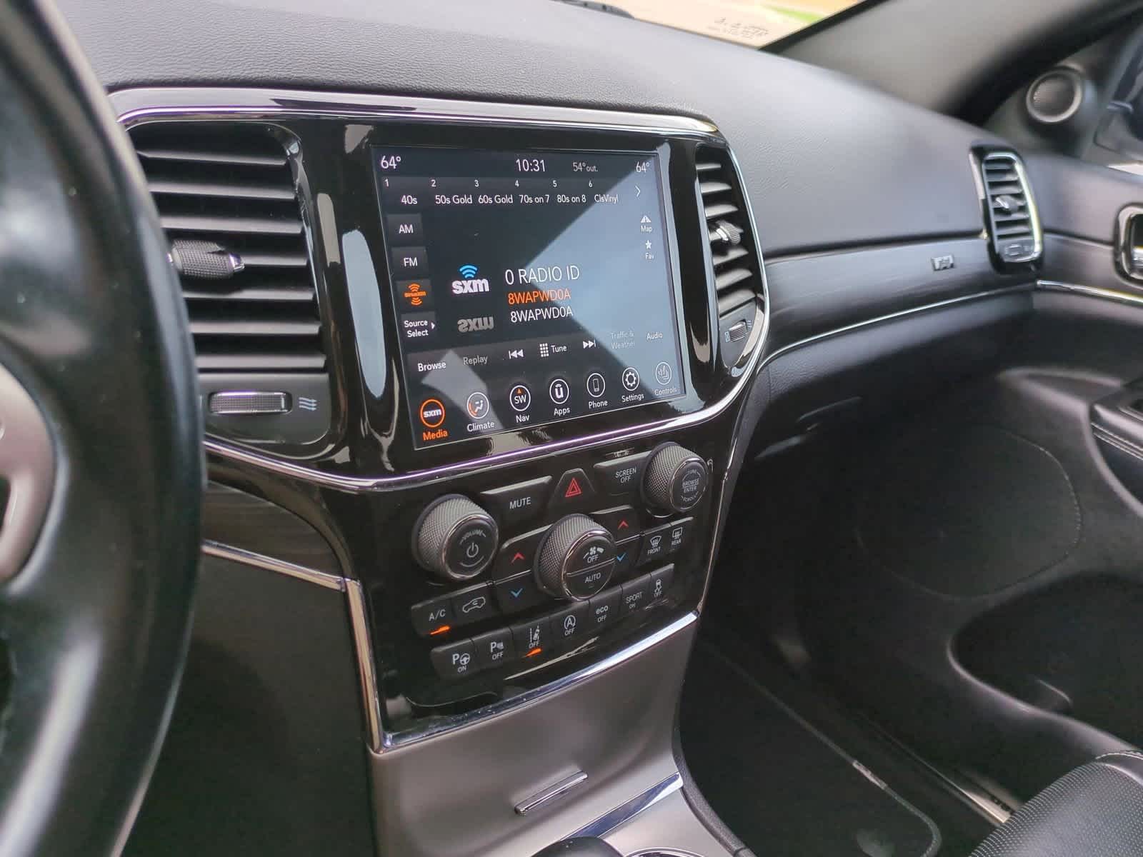 Thumbnail: 2021 Jeep Grand Cherokee - 28
